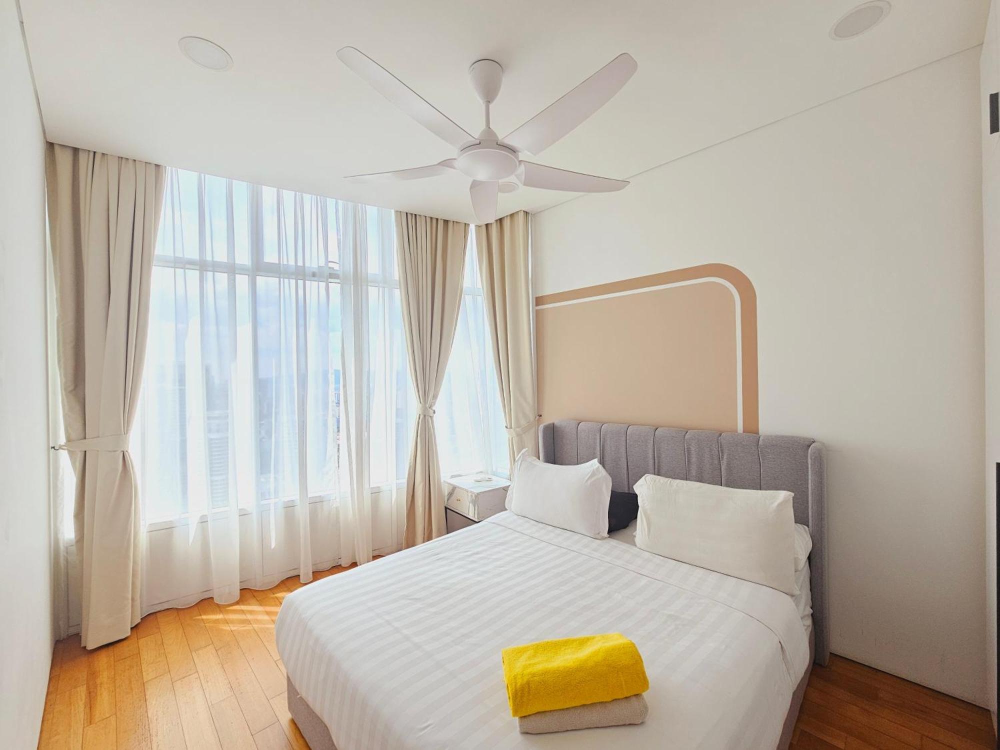 Sky Suites Klcc By Staylar 쿠알라룸푸르 외부 사진