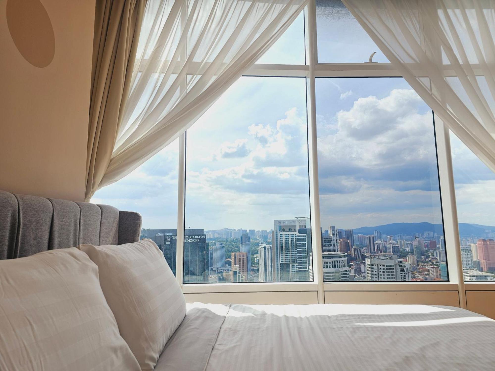 Sky Suites Klcc By Staylar 쿠알라룸푸르 외부 사진