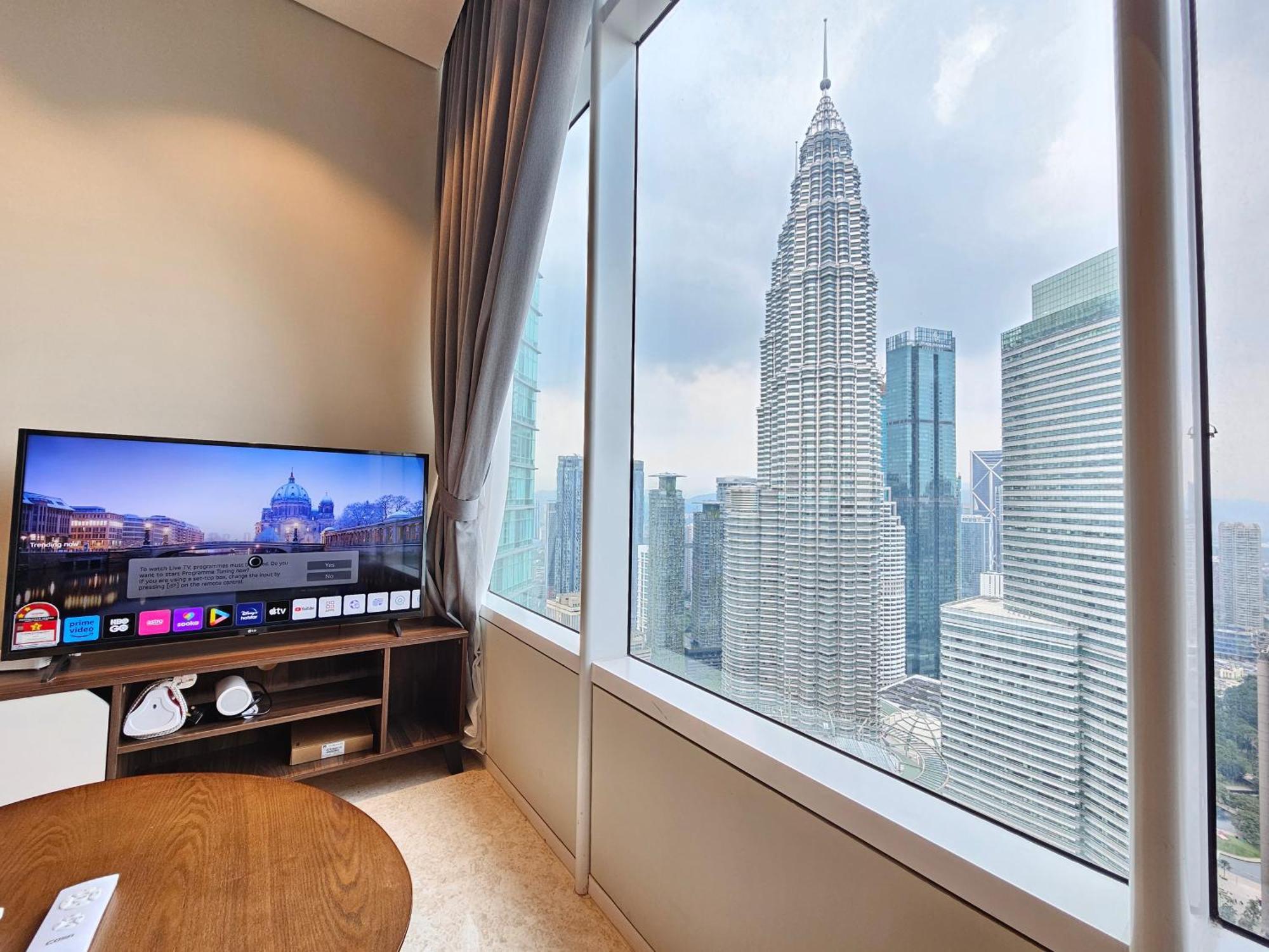 Sky Suites Klcc By Staylar 쿠알라룸푸르 외부 사진